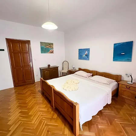 Apartament Vlasta *